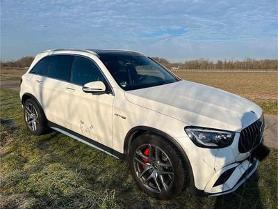 Mercedes GLC63 AMG