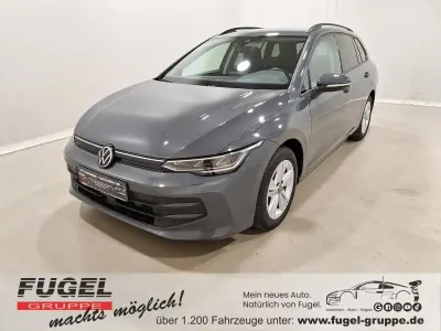 Gebraucht VW Golf VIII Life 150 PS (110 kW) 2025 Delfingrau metallic Kombi