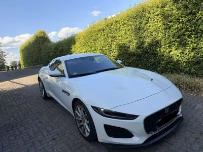Gebraucht Jaguar F-Type Basis 300 PS (220 kW) 2019 Weiß Coupé