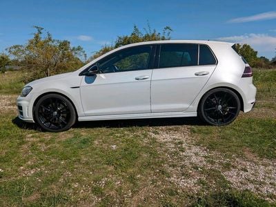 Second-hand VW Golf VII R 370 CP (272 kW) 2014 Alb Berlinǎ