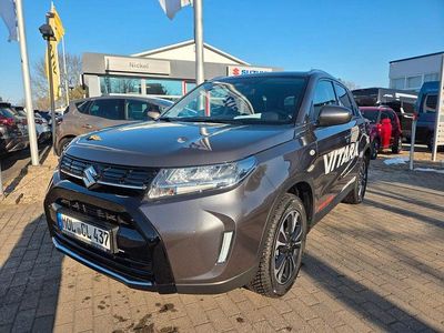Gebraucht Suzuki Vitara Comfort 110 PS (80 kW) 2025 Grau SUV