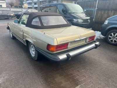 Gebraucht Mercedes SL450 194 PS (142 kW) 1975 Gold Cabrio