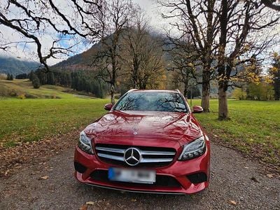 Gebraucht Mercedes C200 Avantgarde 184 PS (135 kW) 2020 Rot Kombi