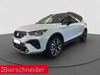 Neu Seat Arona FR 116 PS (85 kW) 2026 Glacial weiß / midnight schwar SUV
