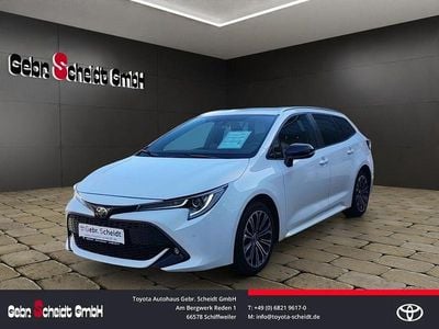 Gebraucht Toyota Corolla Team 116 PS (85 kW) 2021 Schneeweiß Kombi
