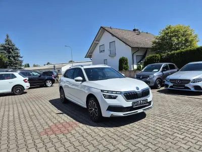 Gebraucht Skoda Kamiq Style 110 PS (80 kW) 2023 Bila moon/moon white SUV