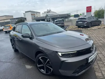Gebraucht Opel Astra Elegance 131 PS (96 kW) 2024 Grau Kleinwagen