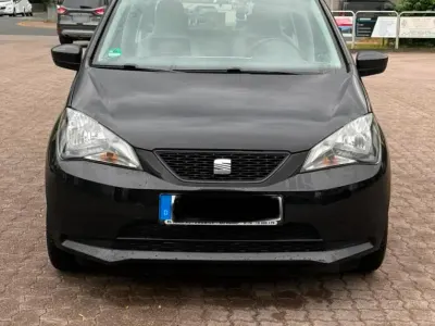 Gebraucht Seat Mii 60 PS (44 kW) 2013 Schwarz Kleinwagen