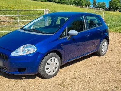 Gebraucht Fiat Punto 77 PS (56 kW) 2009 Blau Kleinwagen