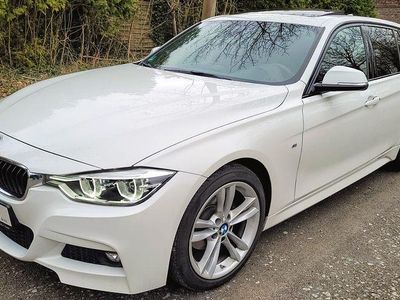 Weiß Gebraucht 2016 BMW 318 Shadowline Kombi | 17.499 € (Teuer)