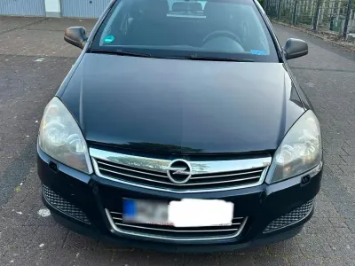 Gebraucht Opel Astra 115 PS (84 kW) 2009 Schwarz Kombi