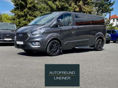 Gebraucht Ford Tourneo Titanium X 150 PS (110 kW) 2023 Grau Van / Kleinbus