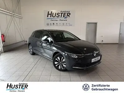 Gebraucht VW Golf VIII Move 110 PS (80 kW) 2024 Uranograu 6300 Limousine