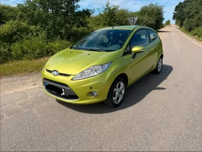 Gebraucht Ford Fiesta 82 PS (60 kW) 2009 Grün Kleinwagen