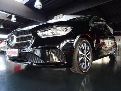 Gebraucht Mercedes B180 Style 116 PS (85 kW) 2021 Schwarz Van / Kleinbus