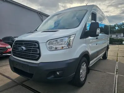 Gebraucht Ford Transit 131 PS (96 kW) 2019 Frozen white Kombi