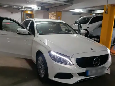 Gebraucht Mercedes C220 170 PS (125 kW) 2015 Weiß Kombi