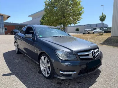 Gebraucht Mercedes C220 AMG 170 PS (125 kW) 2012 Grau Coupé