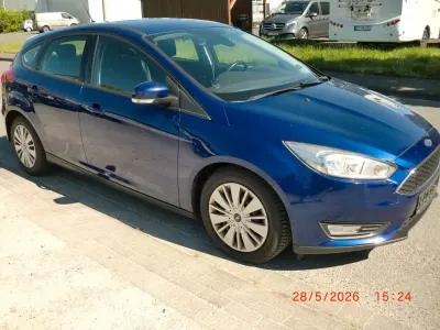 Gebraucht Ford Focus 120 PS (88 kW) 2016 Blau Limousine