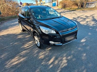 Gebraucht Ford Kuga Titanium 180 PS (132 kW) 2016 Schwarz SUV