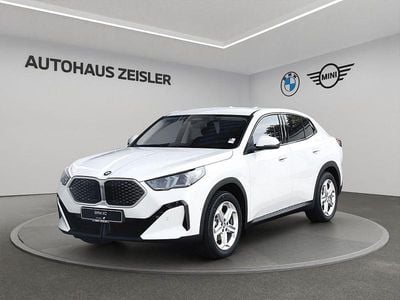 Gebraucht BMW iX2 Shadowline 150 kW (204 PS) 2025 Alpinweiß uni SUV