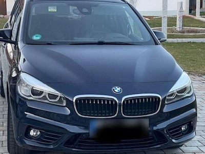 Gebraucht BMW 220 Sport Line 190 PS (139 kW) 2016 Blau Kombi