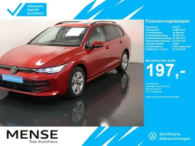 Gebraucht VW Golf VIII Life 116 PS (85 kW) 2024 Kings red Kombi