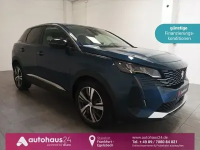 Usata Peugeot 3008 Allure 131 CV (96 kW) 2022 Blu SUV