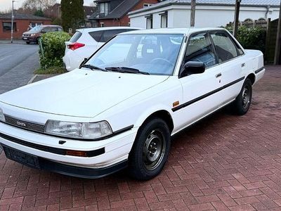 Gebraucht Toyota Camry 121 PS (88 kW) 1989 Weiß Limousine