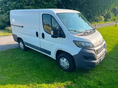 Gebraucht Peugeot Boxer 110 PS (80 kW) 2016 Grau Van