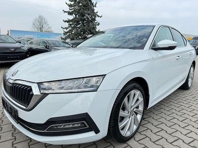 Second-hand Skoda Octavia Style 116 CP (85 kW) 2023 Alb Berlinǎ
