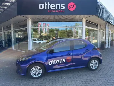Neu Mazda 2 Center-Line 116 PS (85 kW) 2026 Glass blue Kleinwagen