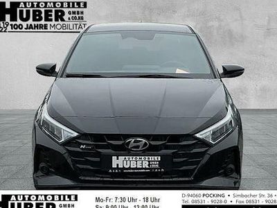 Neu Hyundai i20 N Line 100 PS (73 kW) 2025 Schwarz Limousine