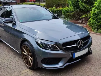 Gebraucht Mercedes C200 AMG line 184 PS (135 kW) 2017 Grau Limousine