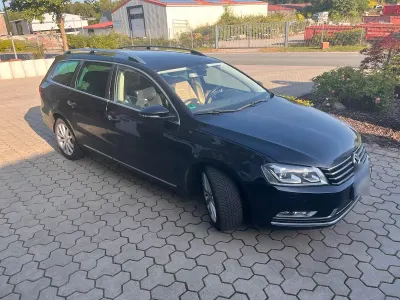 Gebraucht VW Passat Highline 177 PS (130 kW) 2012 Schwarz Kombi