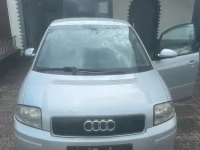 Gebraucht Audi A2 75 PS (55 kW) 2001 Silber Kleinwagen