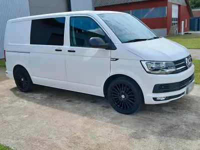 Gebraucht VW Multivan 150 PS (110 kW) 2018 Weiß Van / Kleinbus