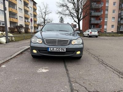 Grau Gebraucht 2004 Mercedes C180 Elegance Kombi | 1.200 € (Guter Preis)
