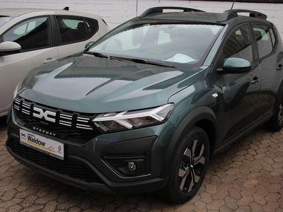 Neu Dacia Sandero Expression 91 PS (66 kW) 2025 Zedergrün Kleinwagen