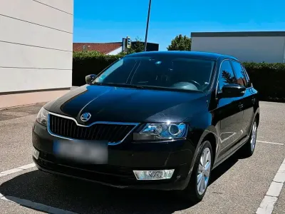 Gebraucht Skoda Rapid 125 PS (91 kW) 2017 Schwarz Kleinwagen