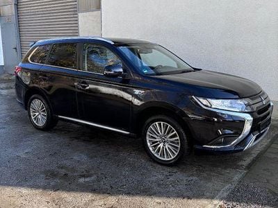 Mitsubishi Outlander P-HEV