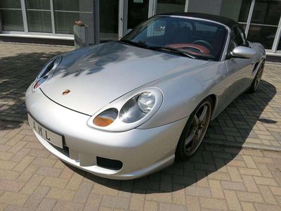 Second-hand Porsche Boxster 204 CP (150 kW) 1997 Argintiu Cabrio