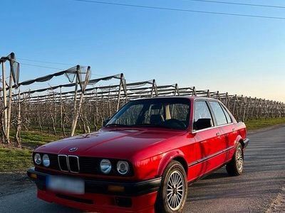 Gebraucht BMW 316 99 PS (72 kW) 1990 Rot Limousine