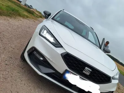Gebraucht Seat Leon FR 150 PS (110 kW) 2020 Weiß Kombi