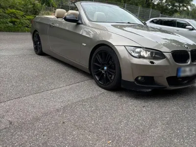 Gebraucht BMW 330 Cabriolet Performance 231 PS (169 kW) 2007 Gold Cabrio