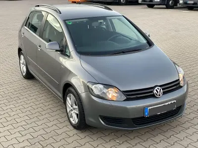 Używany VW Golf Sportsvan 86 KM (63 kW) 2012 Szary Minivan