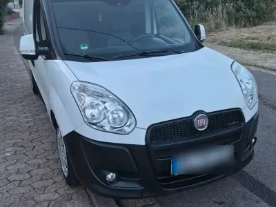 Gebraucht Fiat Doblò 90 PS (66 kW) 2011 Weiß Van / Kleinbus