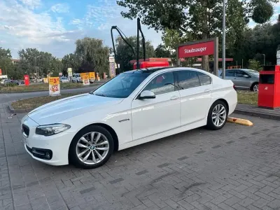 Gebraucht BMW 520 184 PS (135 kW) 2016 Weiß Limousine