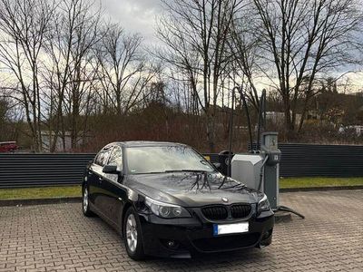 Gebraucht BMW 525 163 PS (119 kW) 2004 Schwarz Limousine