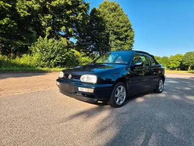 Gebraucht VW Golf Cabriolet 90 PS (66 kW) 1996 Grün Cabrio